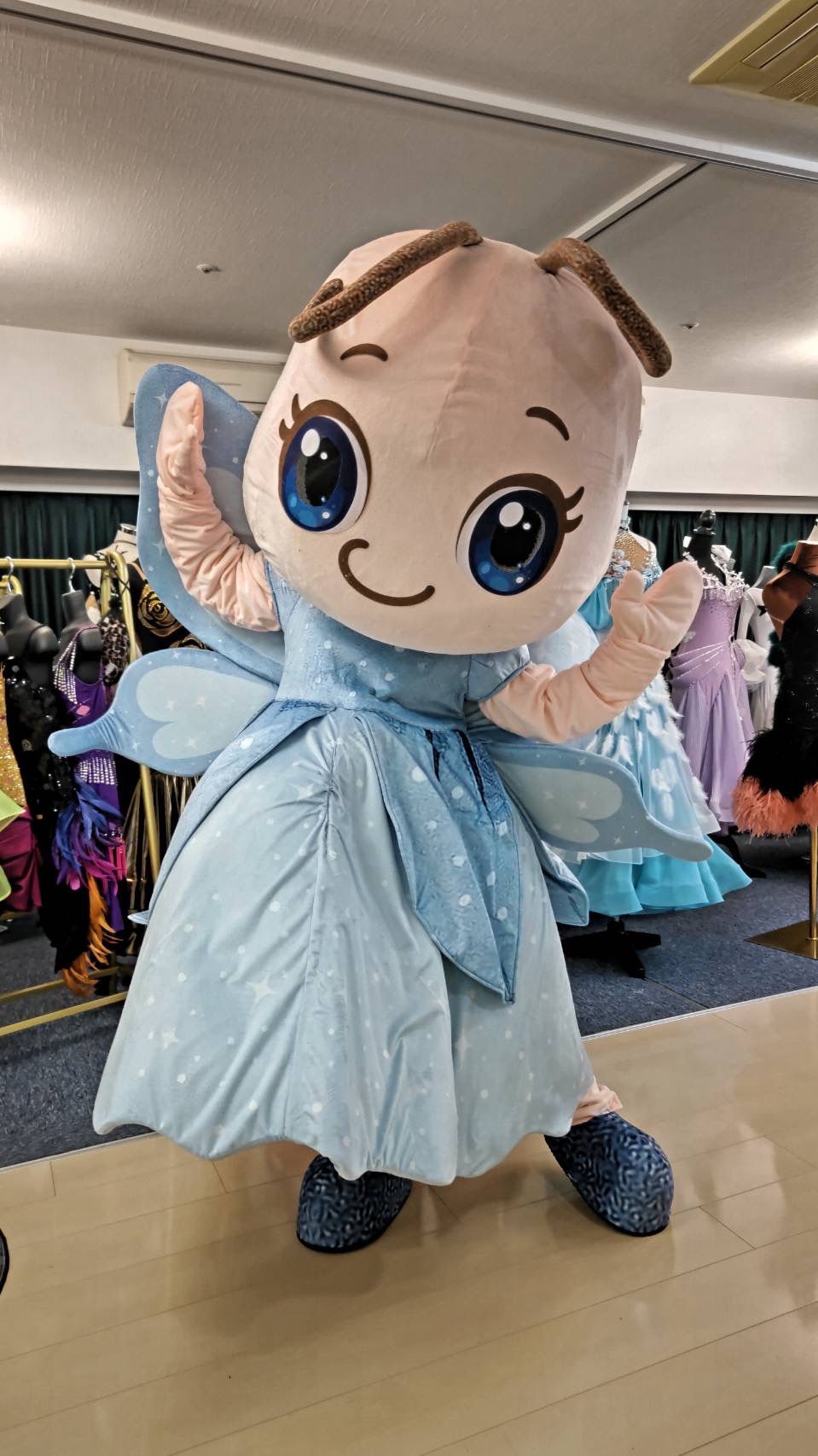 キャラクター着ぐるみの正面イメージ